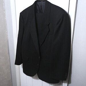 Hunting Horn Classic Men 2 Piece Dark Bluish Gray Suit    42L